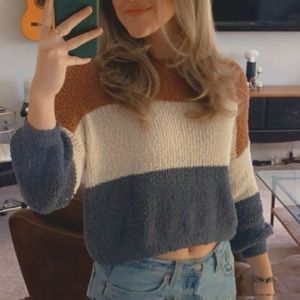 Color lock sweater, gently worn in good condition